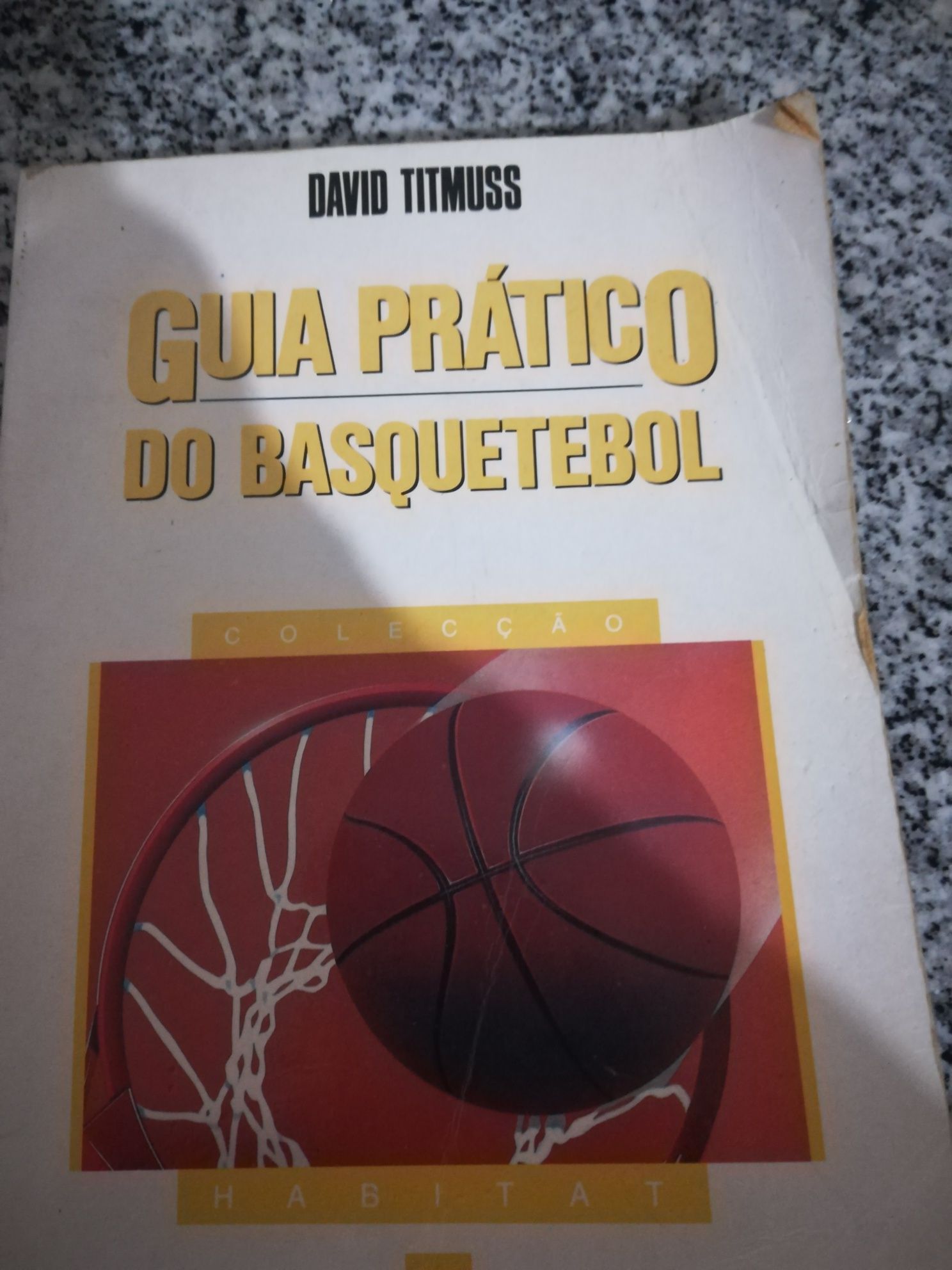 Livro Guia Prático do Basquetebol David Titmuss