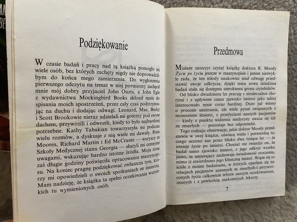 Śmierć nie istnieje. Dr Chauncey Crondall, Kris Bearss