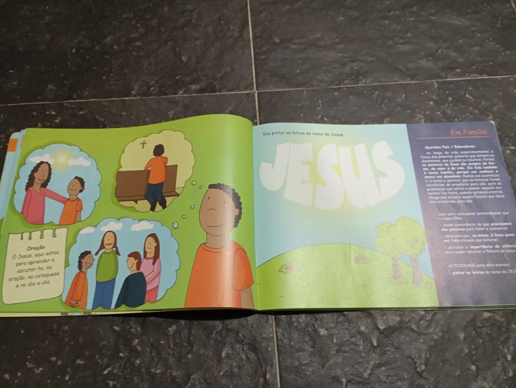 Livro de catequese