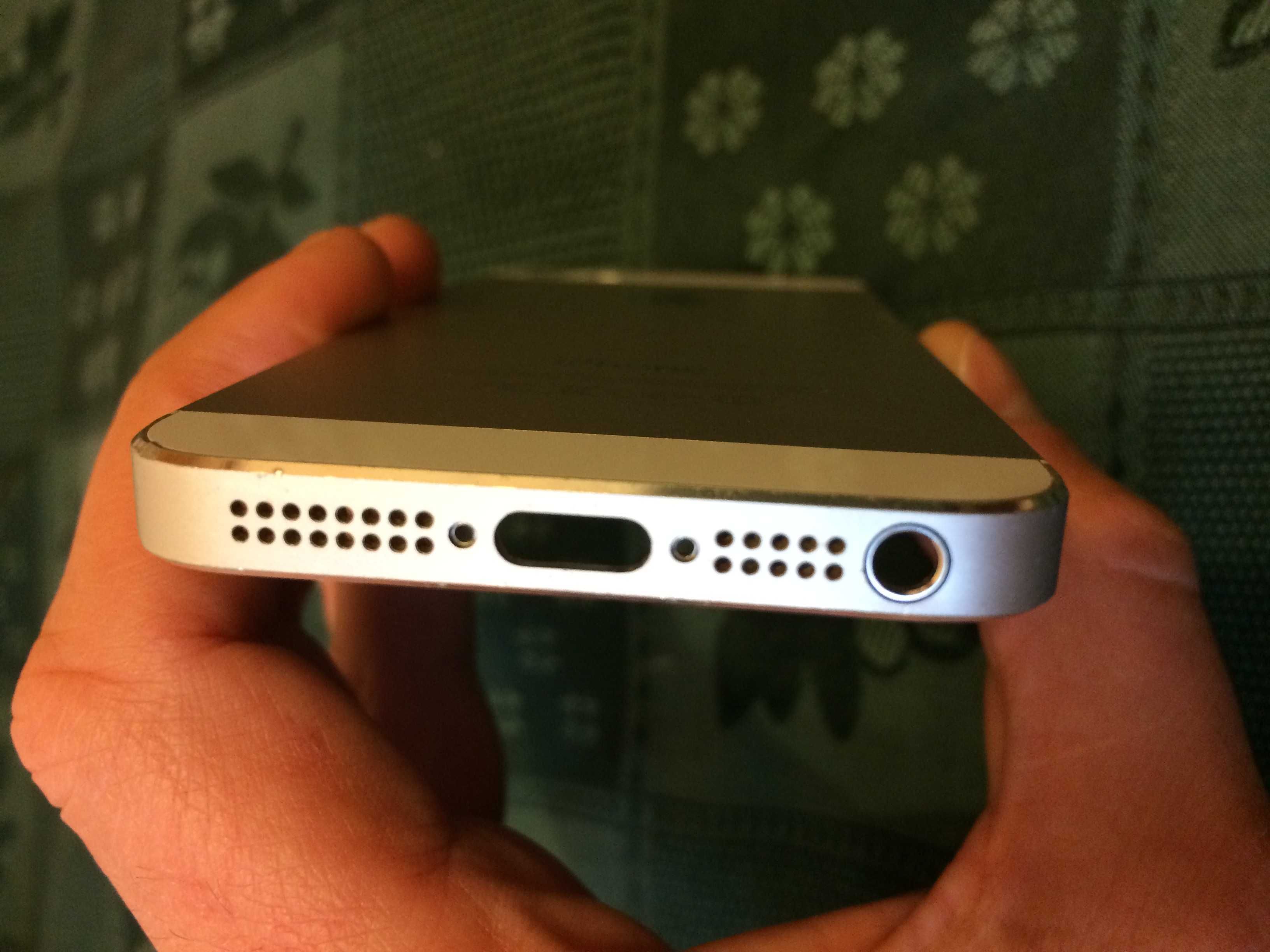 Apple iPhone 5s и  iPhone 5 крышка корпус
