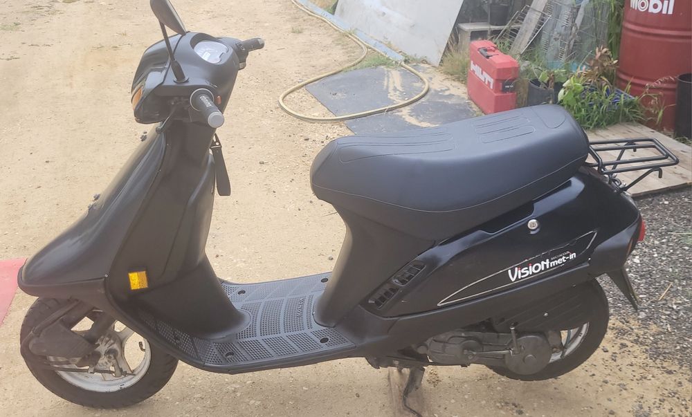 Honda Vision Met-in 50cc