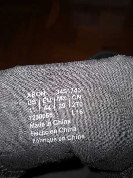 Calvin Klein Aron rozmiar 44