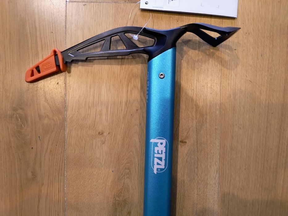 Czekan turystyczny Petzl Glacier 60 cm