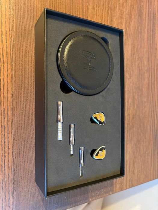 Słuchawki Queen of Audio (QoA) Margarita gold by KINERA [Stan Idealny]