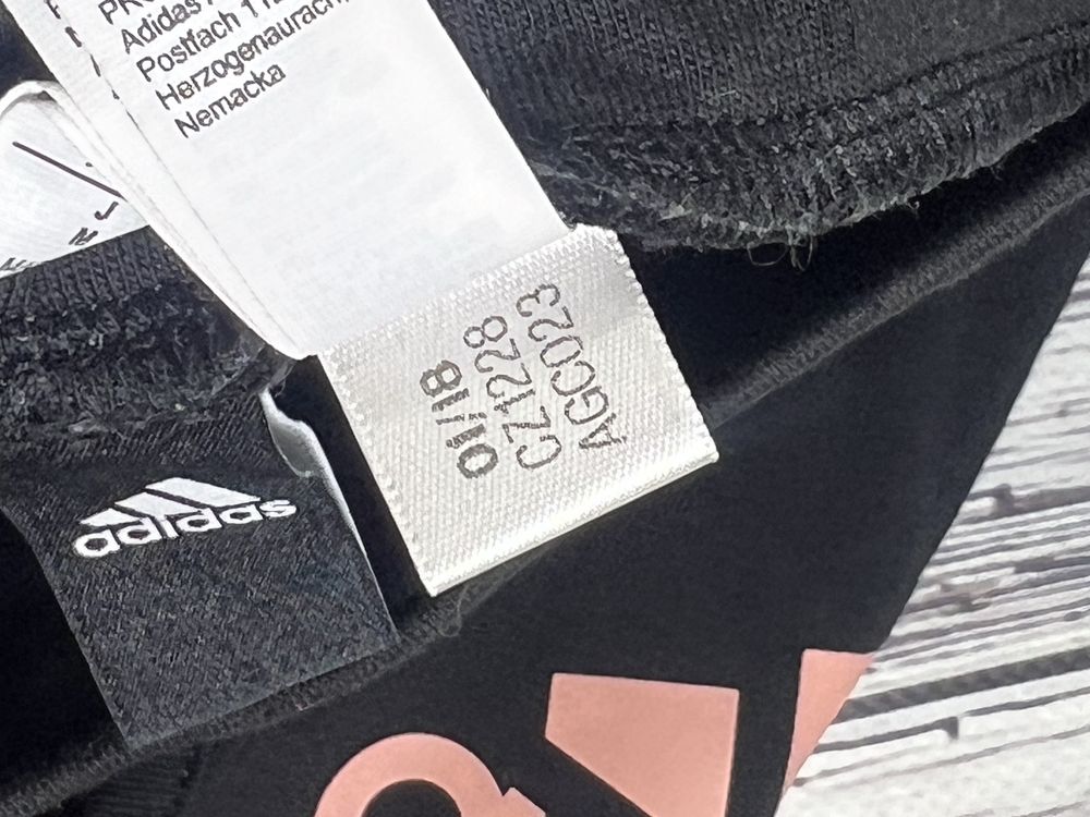 Adidas шорты оригинал женские  размер xs