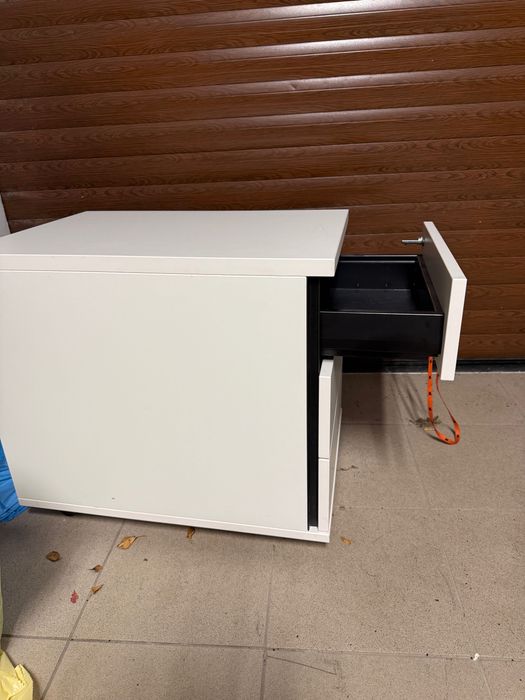 Kontener na dokumenty pod biurko, 3 szuflady , na klucz