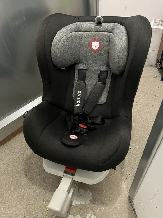 Lionelo Lennart fotelik samochodowy z bazą ISOFIX