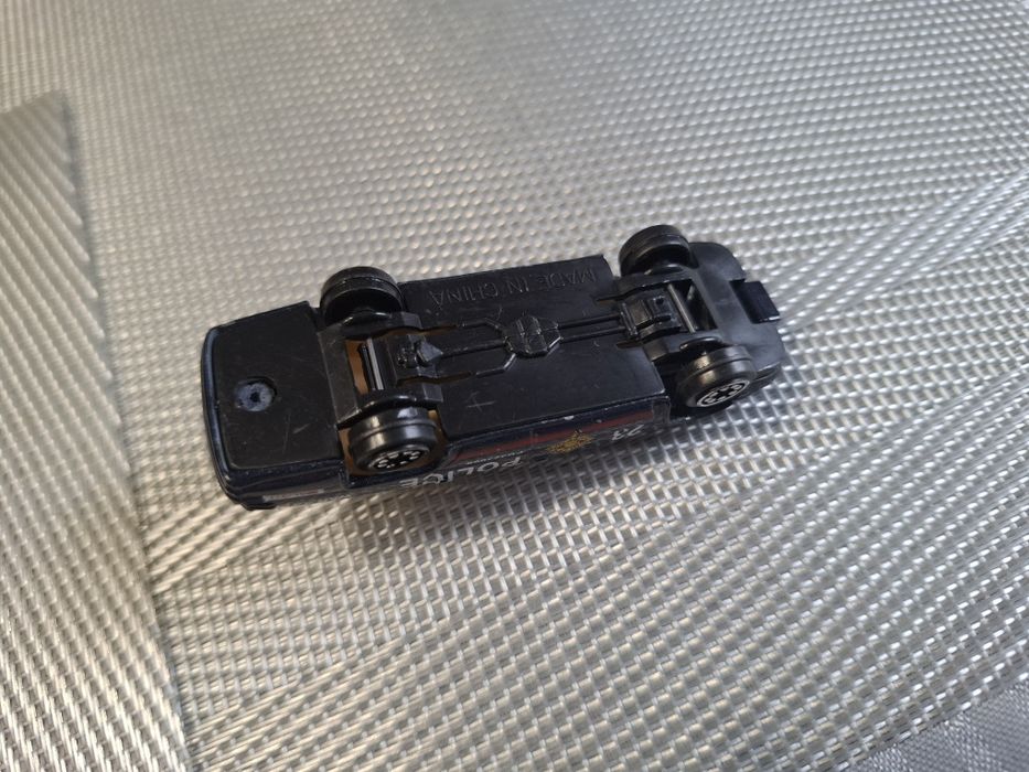 Model samochodu skala 1:64