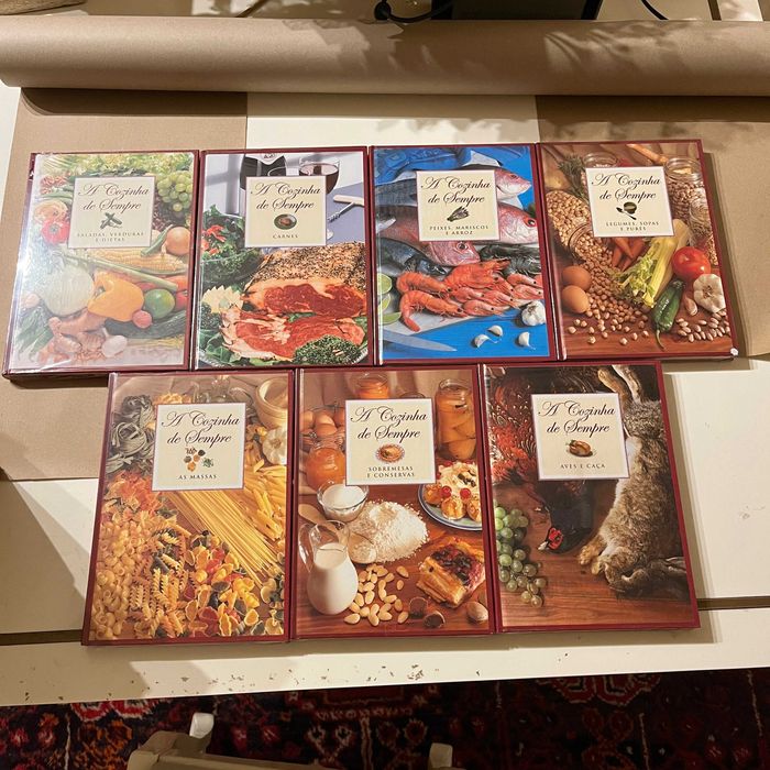 A Cozinha de Sempre (7 volumes, novos e selados)
