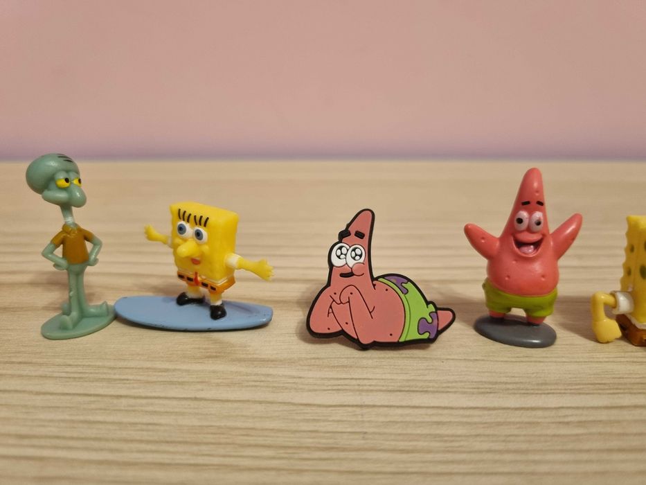 10 sztuk Figurki SpongeBob Jajko Niespodzianka Zestaw Zabawek Brelok