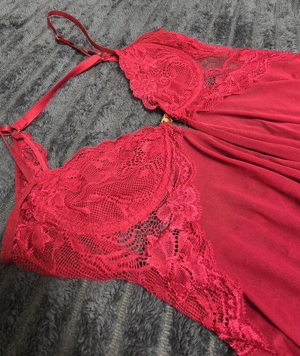 Комплект білизни (комбінація + стрінги)