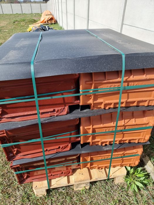 Dachówka ceramiczna Creaton Titania kasztan glazura paleta 192szt