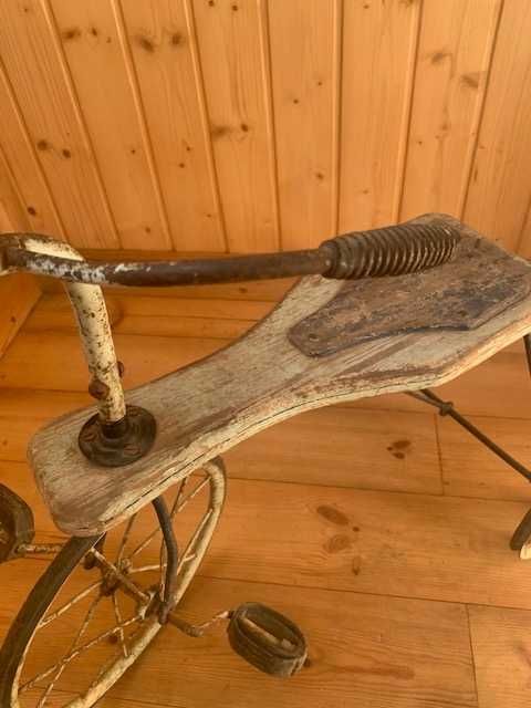Brinquedo antigo