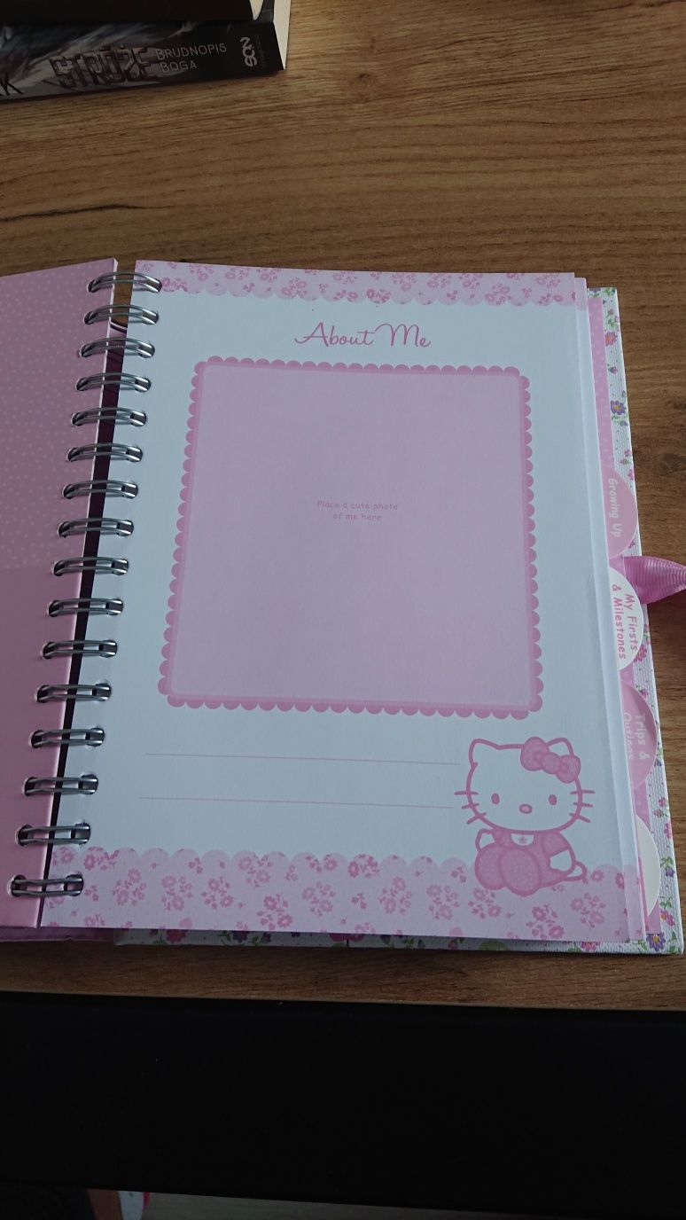 Moja pierwsza ksiazka/ My first Book Hello Kitty