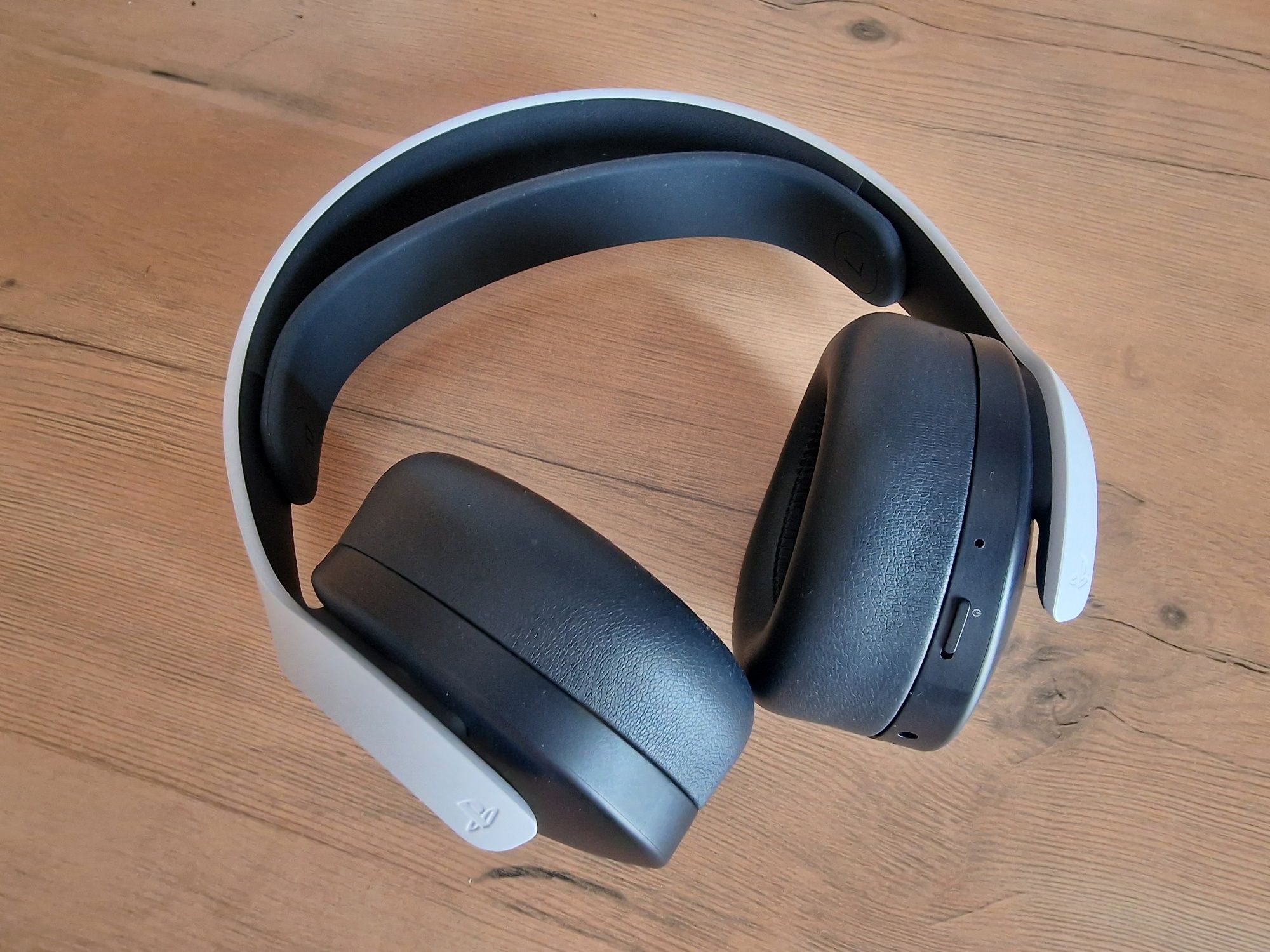 Słuchawki Pulse 3D Headset do Ps5 w dobrym stanie