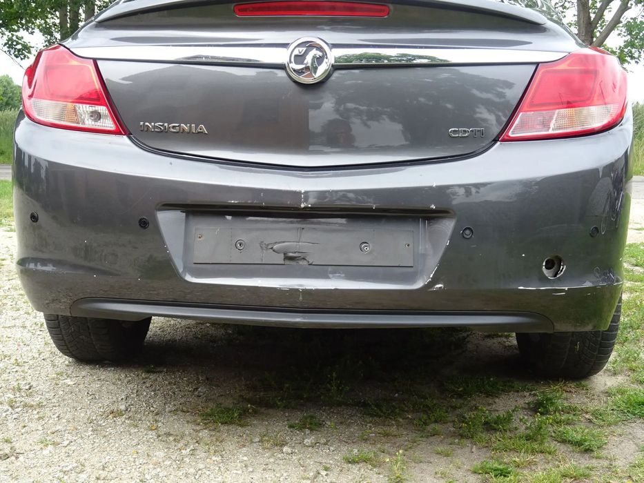 OPEL INSIGNIA A ZDERZAK TYŁ TYLNY SEDAN HB Z177