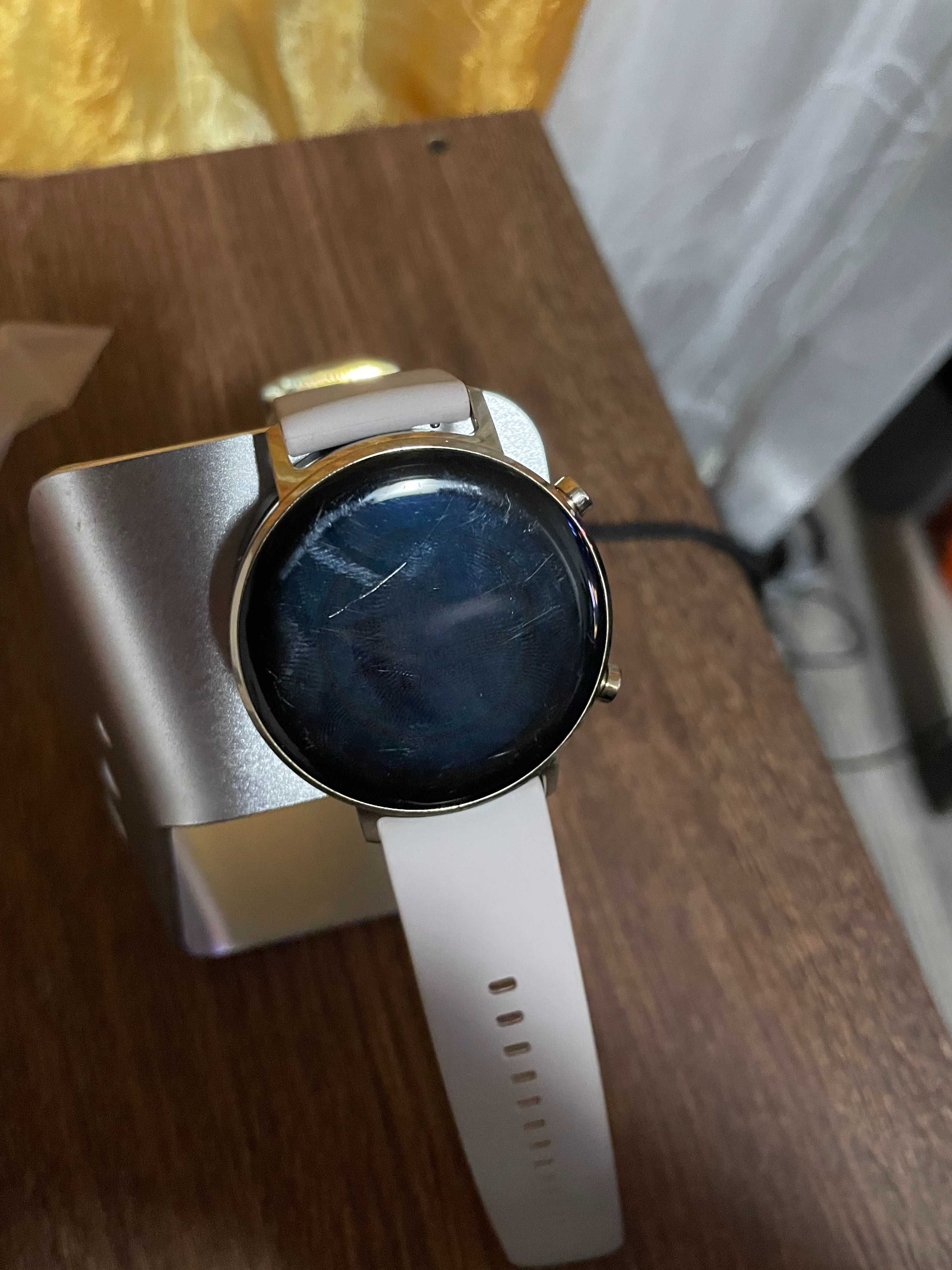 Smartwatch HUAWEI Watch GT2 kremowa opaska
