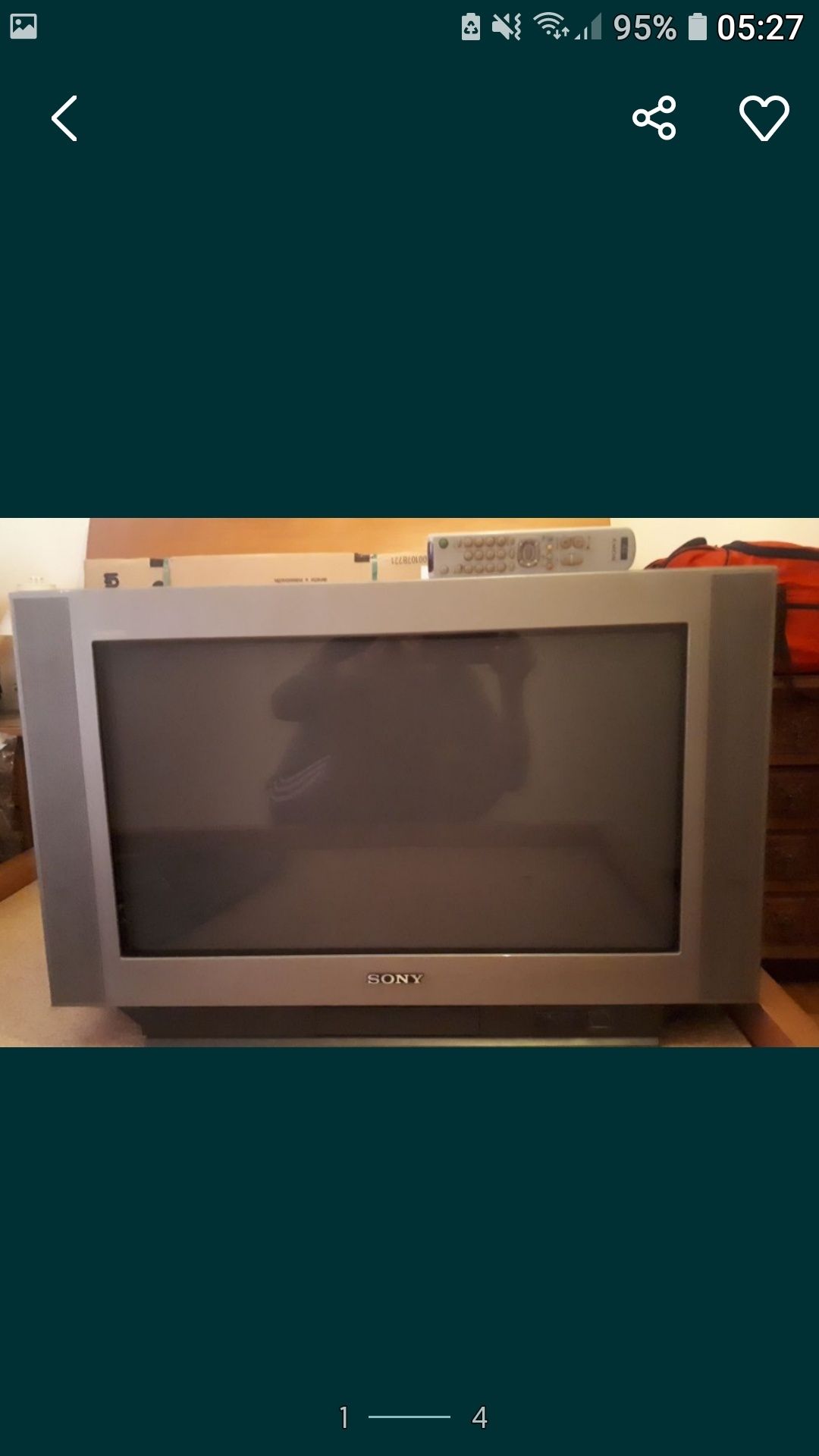 Vendo tv sony de 82cm