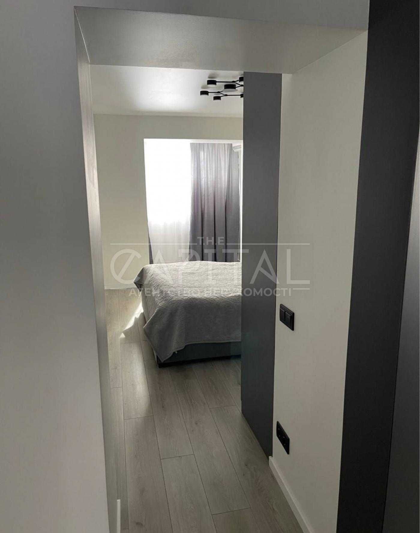 Продаж 2к квартири 72м2, вул. Харьковское шоссе, Новая Дарница