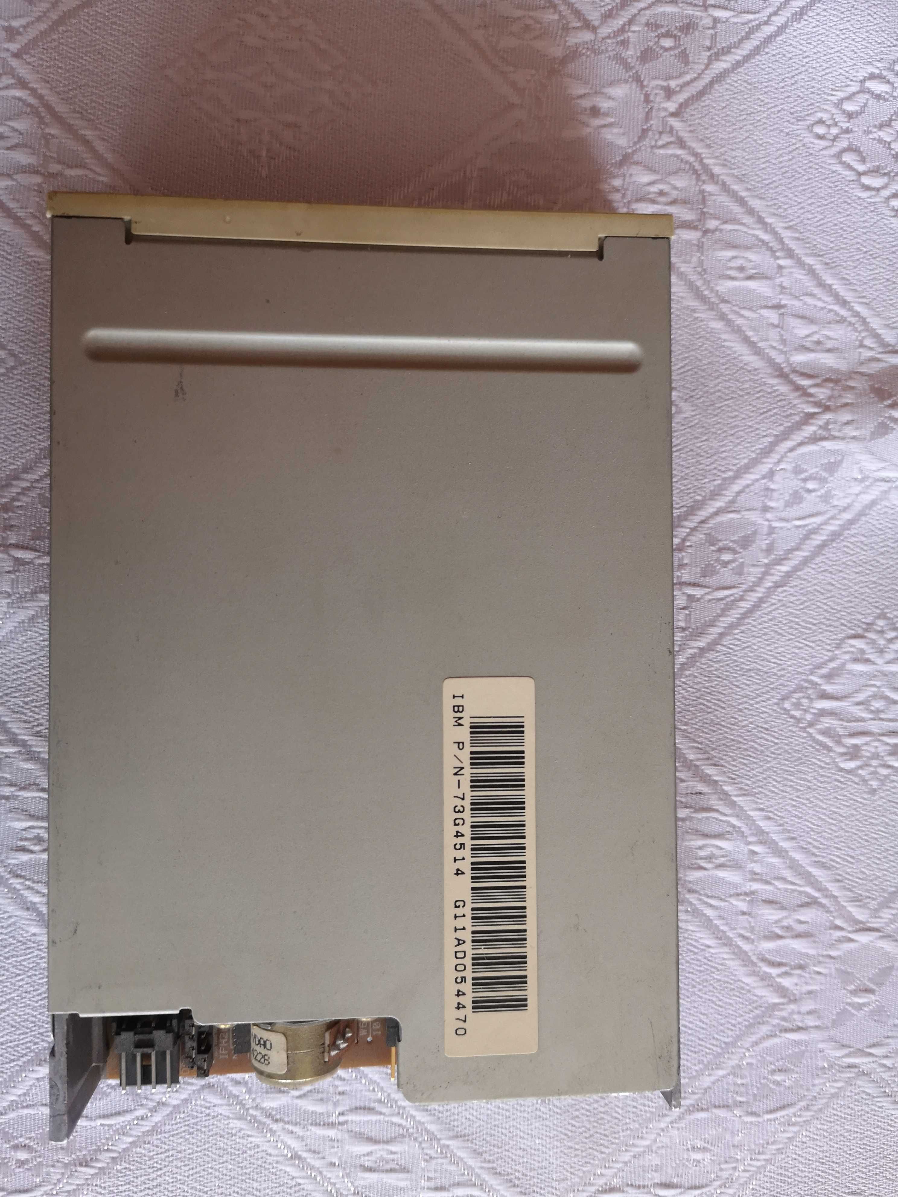 Kolekcjonerski napęd dyskietek 3,5" IBM '94