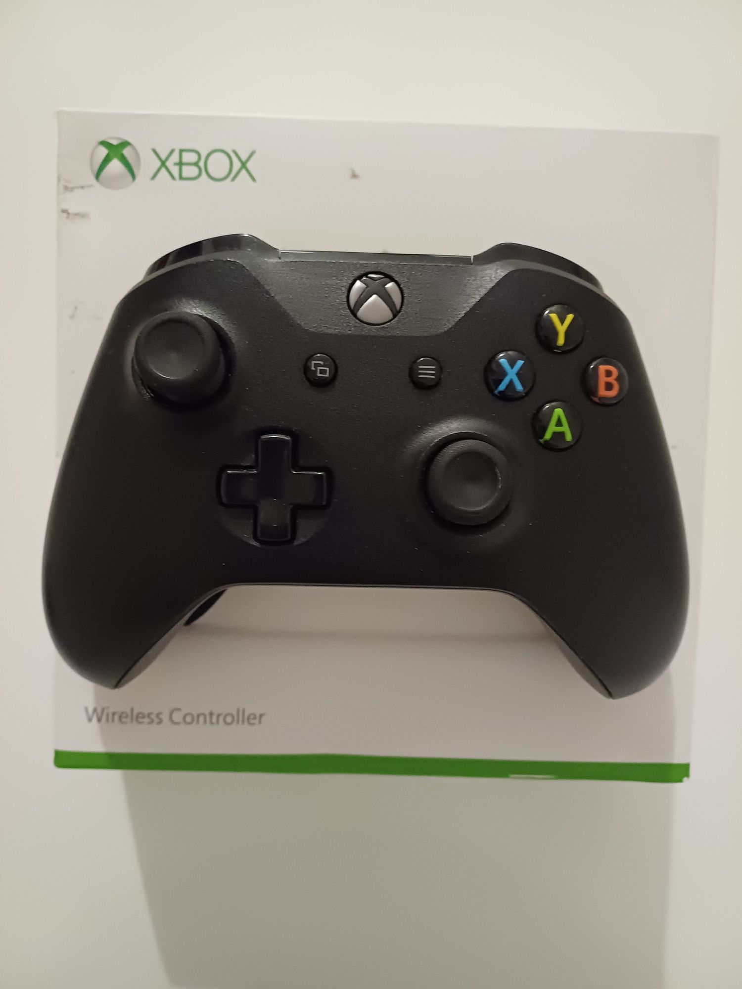 Pad Xbox One czarny oryginalny, model  1708