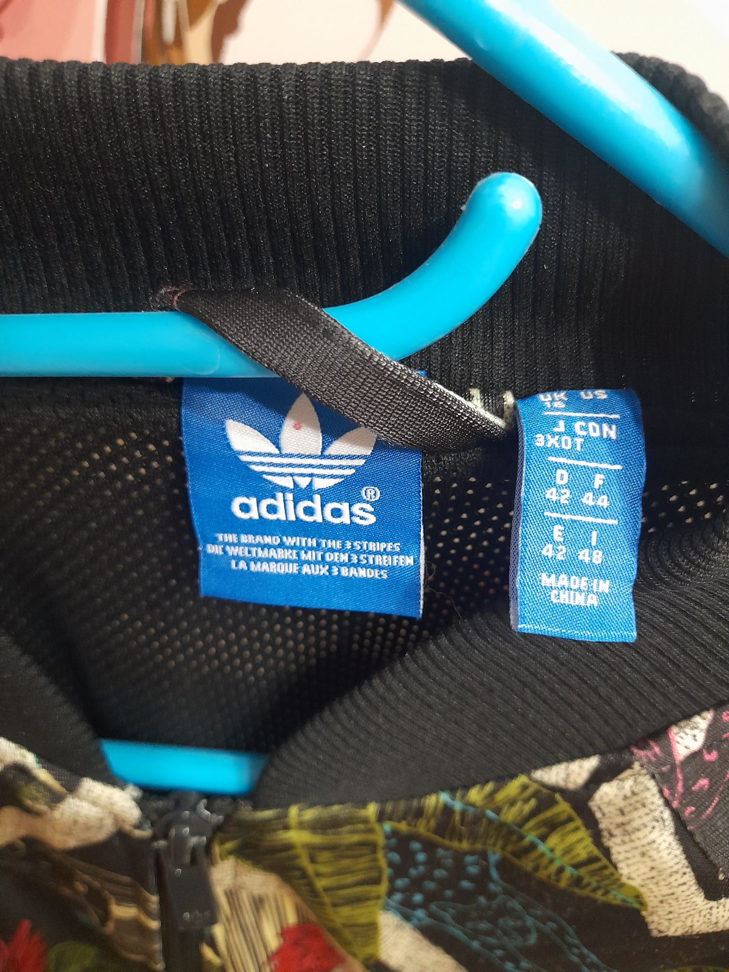 Продам кофту adidas, оригинал
