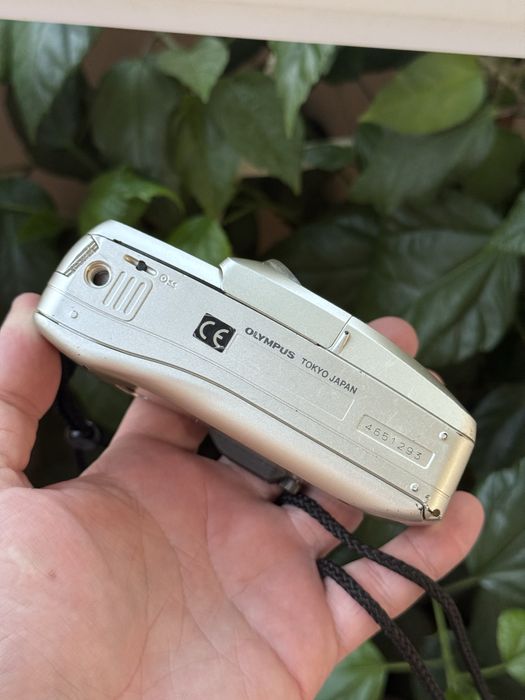 Пленочный фотоаппарат Olympus MJU zoom 140