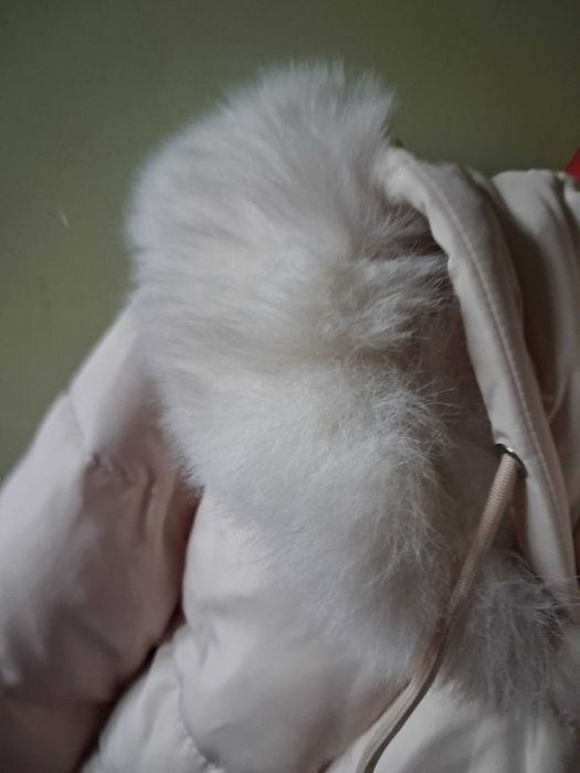 Kurtka zimowa damska  z kapturem