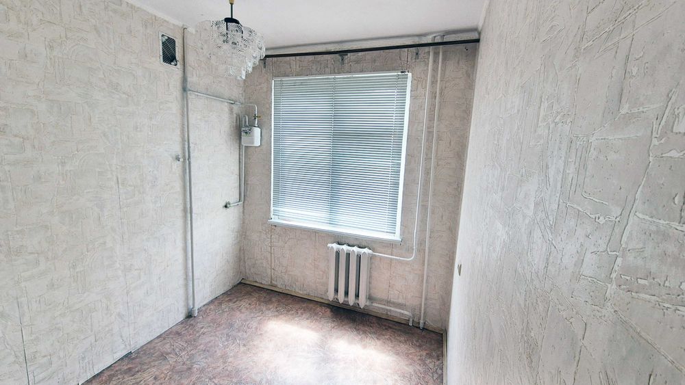 Однокімнатна квартира 33,5 м.кв., 4 пов., вул.Леонтовича (Пушкіна), 78