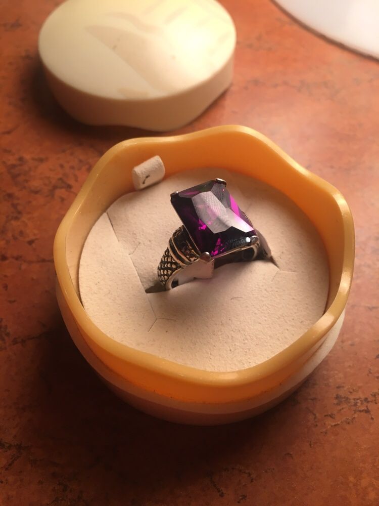 Srebrny pierścionek 925 fioletowa cyrkonia rozm 13