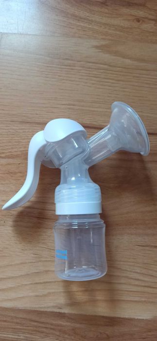 Laktator ręczny canpol babies