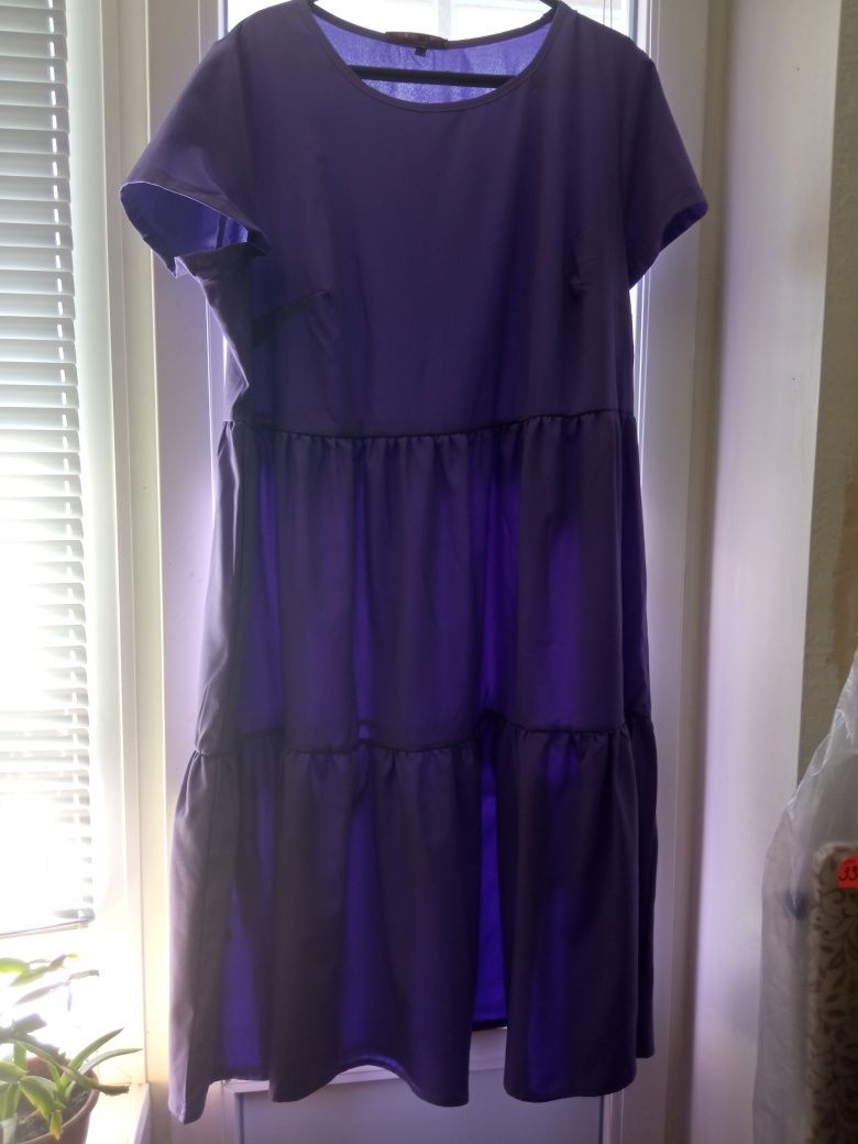 Сукня жіноча батал фіолетового кольору