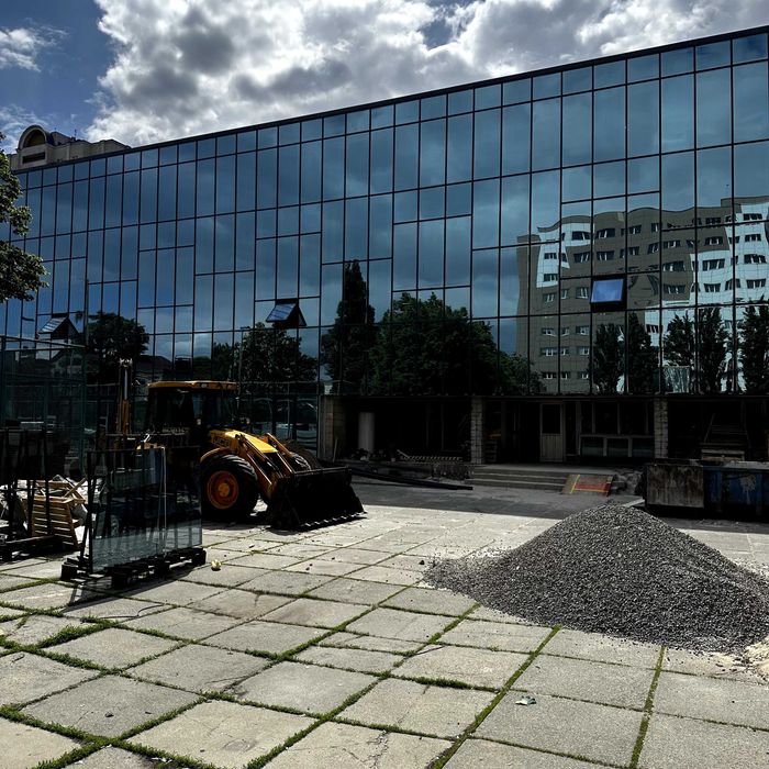 Проколи під дорогою / Водопровідні та каналізаційні роботи