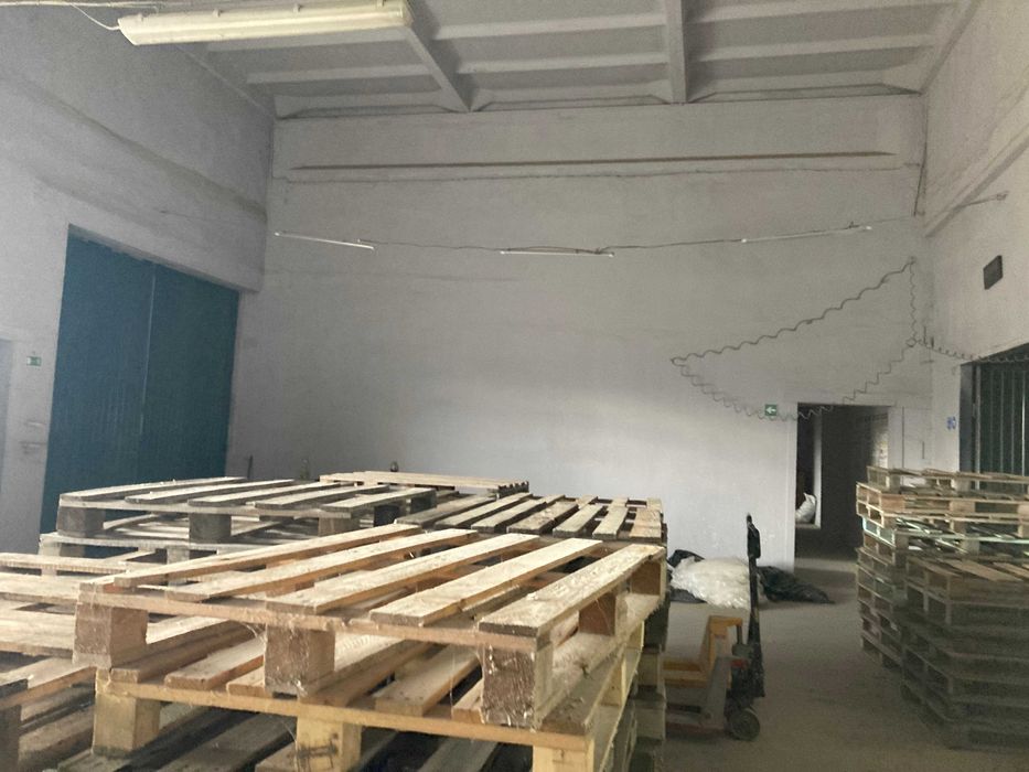 Продам виробничу базу у Вінниці | 1,4 Га, 1186 м²| Газ, світло 100 кВт