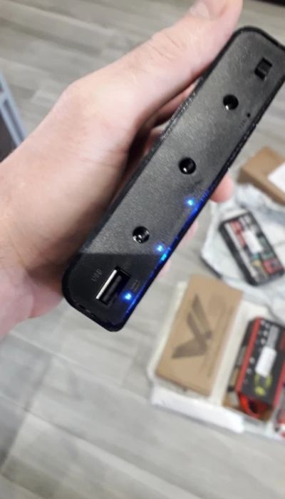 Повністю автоматичний UPS (ДБЖ) на 18000mah 5v, 9v, 12v