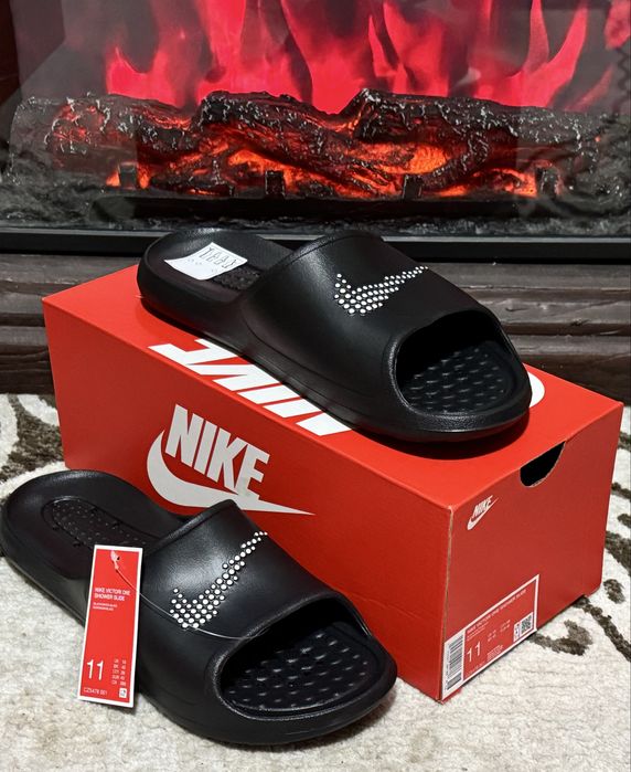 Nike Victori One Shower / оригінальні сланці / тапочки Nike /100% ориг