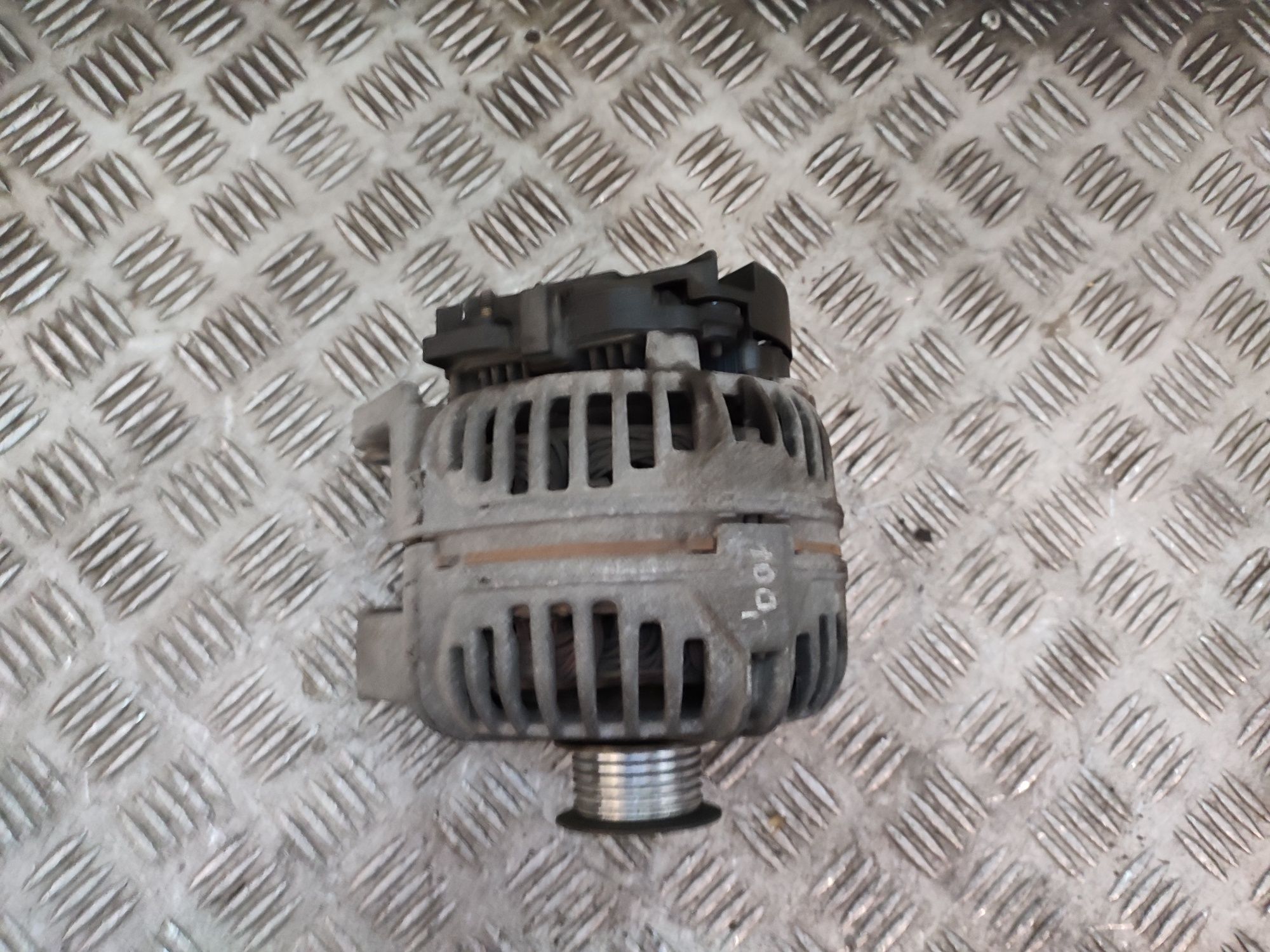 Opel Zafira A 2.2 DTI alternator