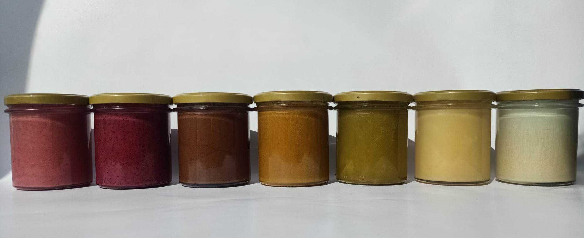 miód wielokwiatowy lipowy spadz 0,9l  oraz z owocami liofilizowanymi
