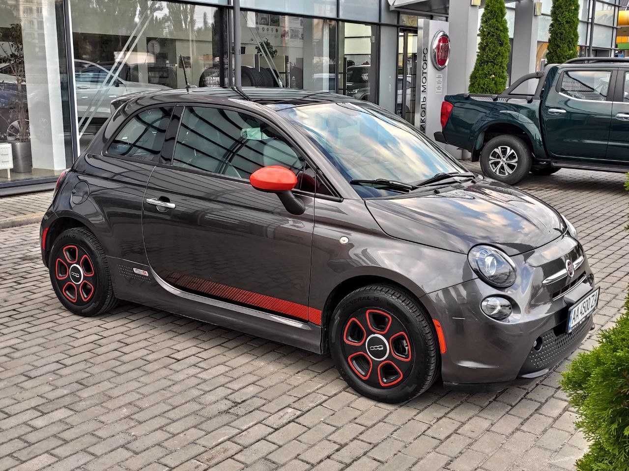 Fiat 500e 2014 року