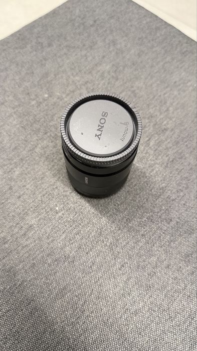 Обʼєктив carl zess 1,8/24 mm