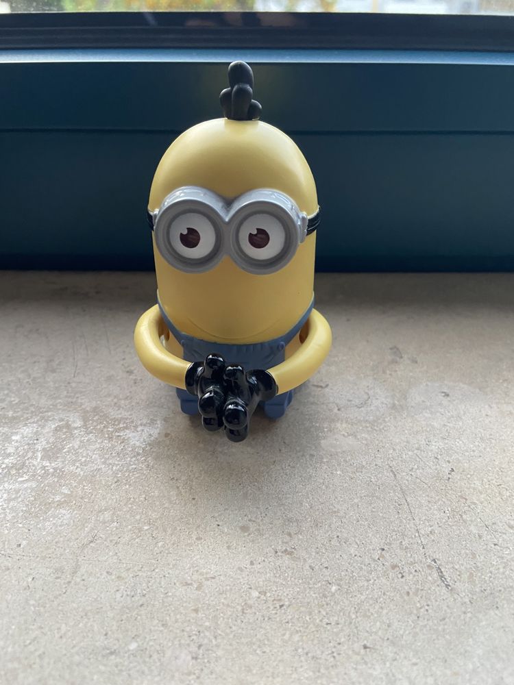 Minion Figure boneco