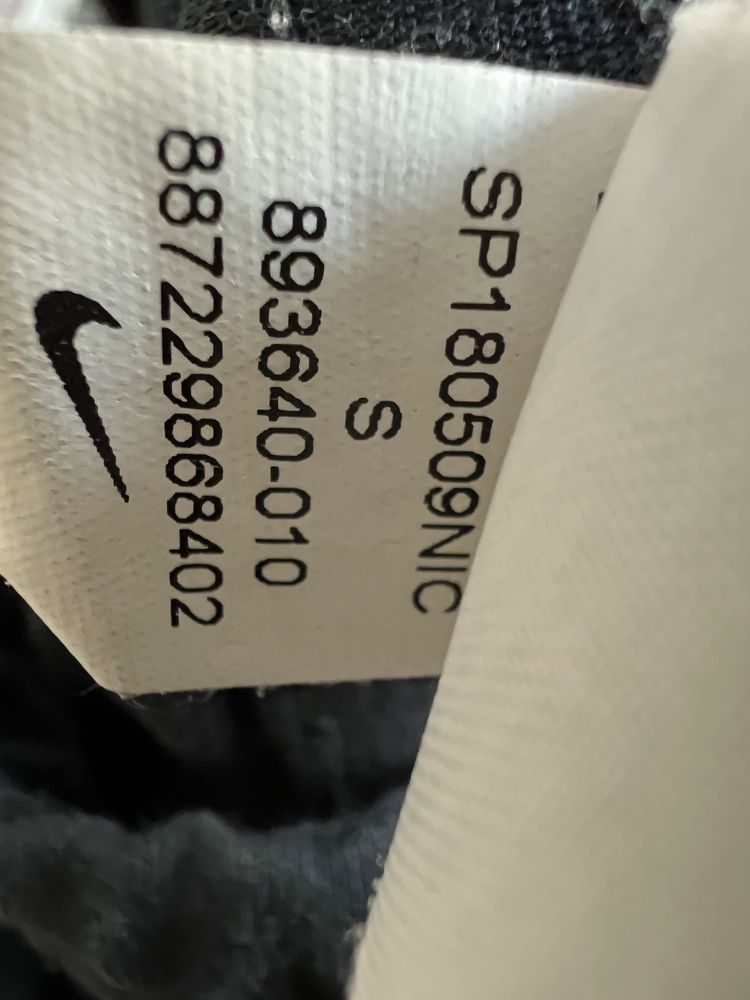 Nike czarne legginsy r. S