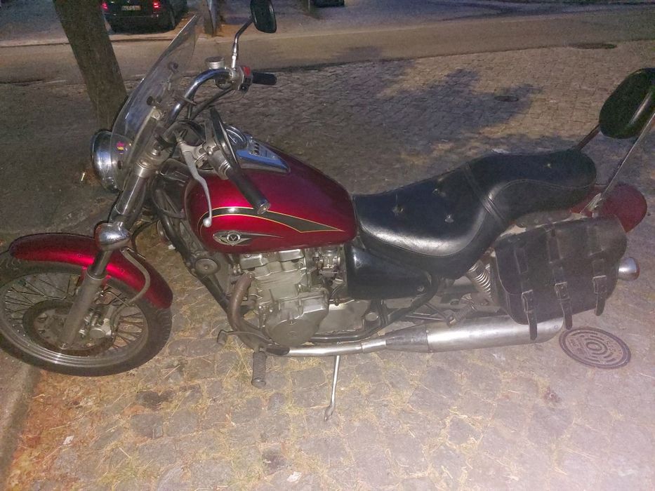 Kawasaki Mota Vermelha