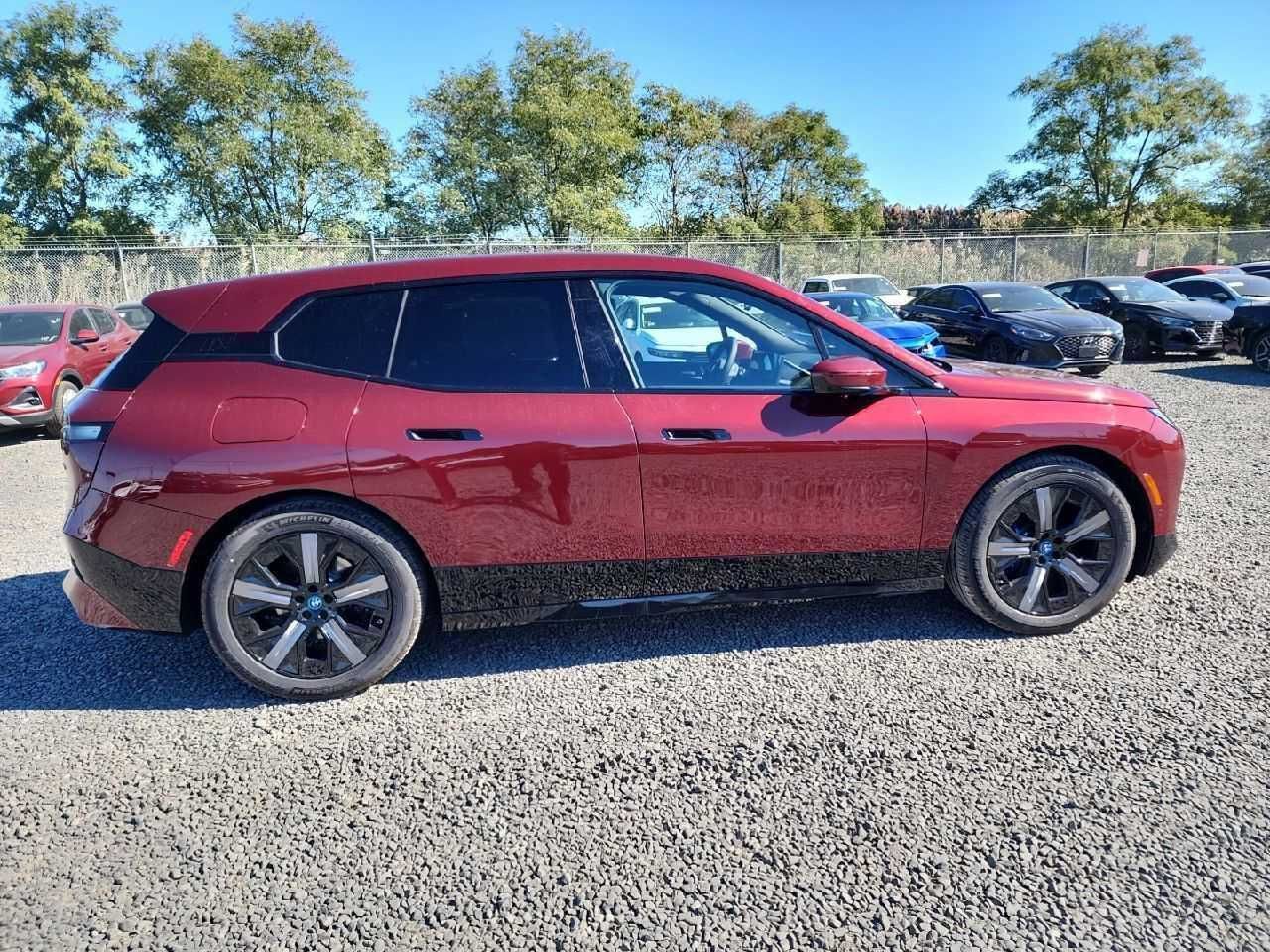 Разборка BMW IX Бампер перед зад двери капот фары фонари крышка