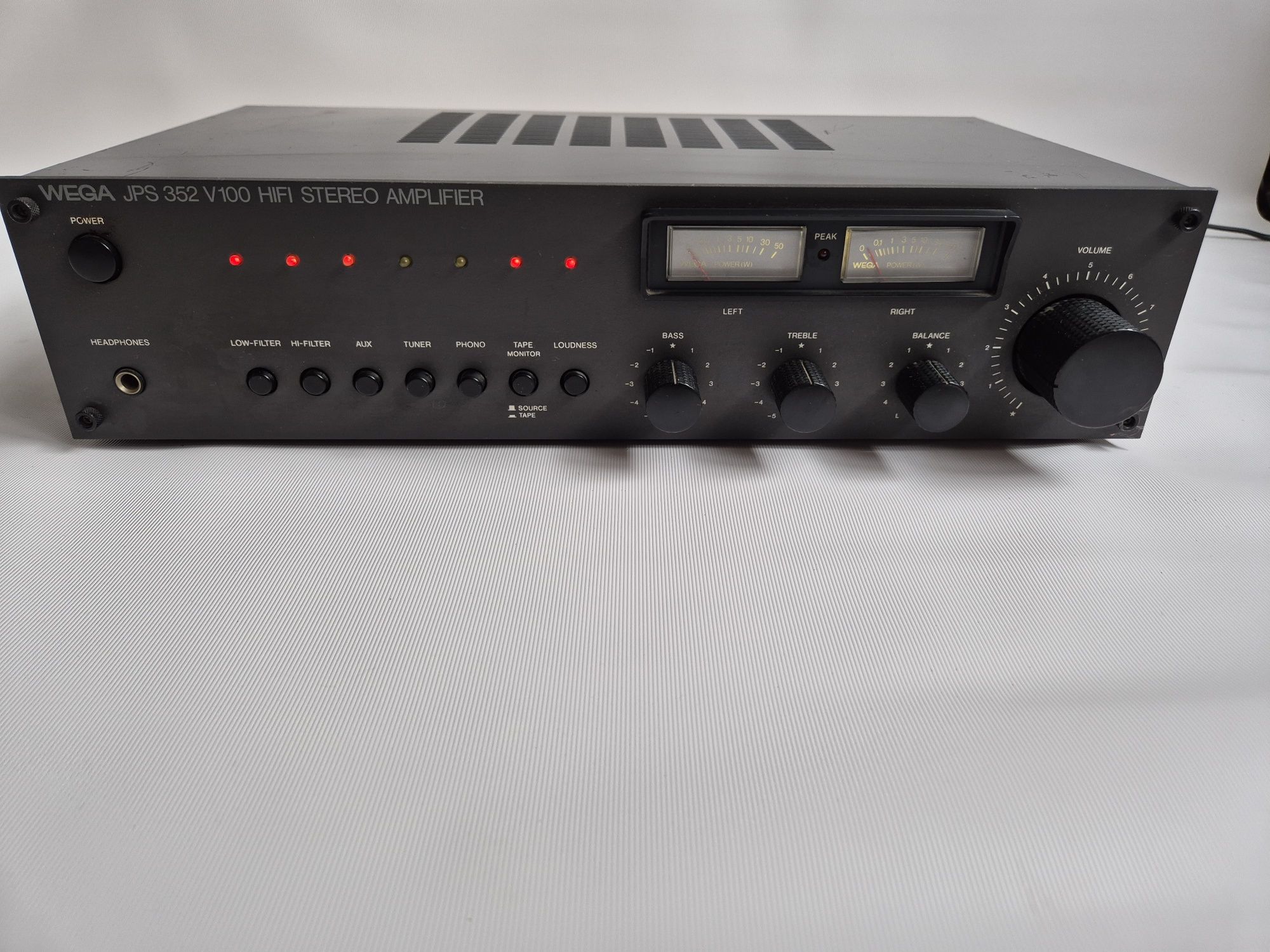 Wzmacniacz Wega JPS352