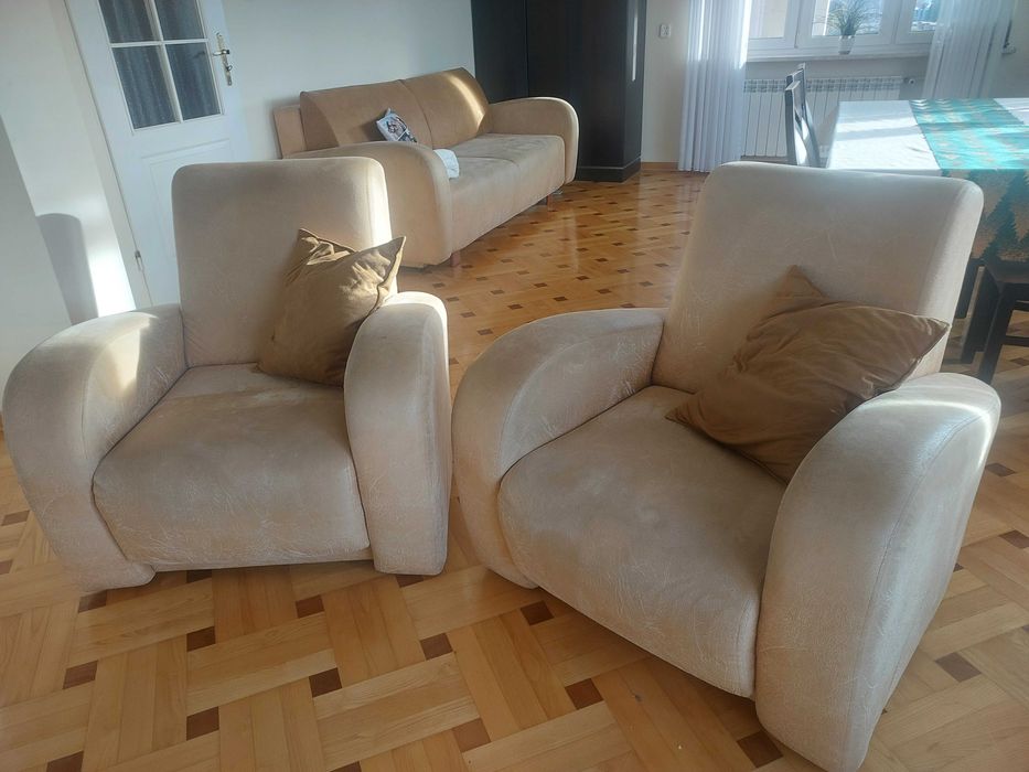 Sprzedam wypoczynek z fotelami