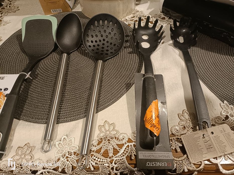 Akcesoria kuchenne chochla łyżka łopatka 5 el.