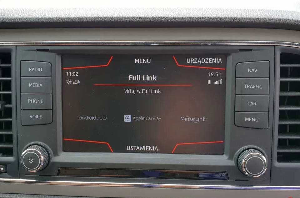 Apple CarPlay Android Auto AppConnect Volkswagen MST2 MIB2 Discovery