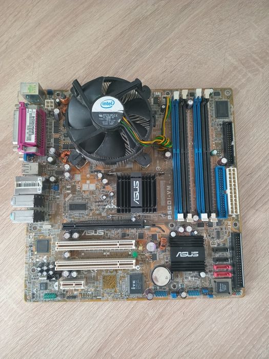 Материнська плата