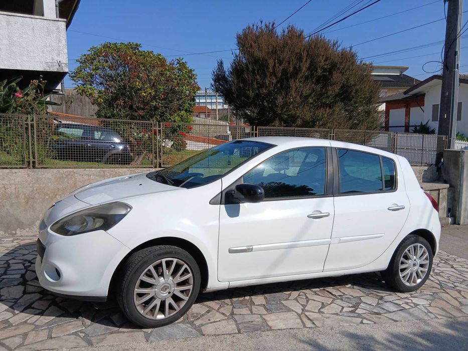 Renault clio 2010